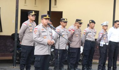 Wakapolres-Ngada-pimpin-Apel-Jam-Pimpinan,-tekankan-Disiplin-dan-Hindari-Gaya-Hidup-Hedonisme 