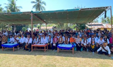 POLSEK-RIUNG-AMANKAN-PENTAS-BUDAYA-TINJU-ADAT-TADHO-“MBELA-TADHO”,-WUJUD-KOMITMEN-POLRI-DALAM-MENJAGA-PELESTARIAN-BUDAYA-DAN-KAMTIBMAS