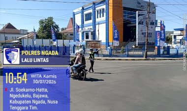 Satlantas-Polres-Ngada-Intensifkan-Patroli-dan-Pengaturan-Lalu-Lintas,-Wujudkan-Kamseltibcarlantas-yang-Kondusif-di-Kota-Bajawa