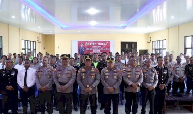 Kapolres-Ngada-Tekankan-Soliditas-dan-Pelayanan-Prima-dalam-Tatap-Muka-Perdana-Bersama-Personel-‎