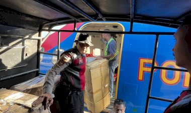 Bantuan-Logistik-Mabes-Polri-Tiba-di-Ngada,-Dukung-Penanganan-Pascagempa