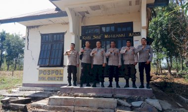 Pasca-Gempa,-Tim-Birorena-Polda-NTT-Cek-Kerusakan-Polsek-Soa-dan-Pospol-Wolomeze