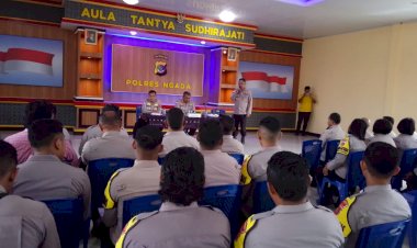 Perkuat-Peran-Bhabinkamtibmas,-Dir-Binmas-Polda-NTT-Tekankan-Inovasi-dan-Pemetaan-Kerawanan-Jelang-Pilkades-Serentak
