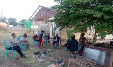 Polri-Hadir-di-Tengah-Warga,-Bhabinkamtibmas-Lengkosambi-Perkuat-Kamtibmas