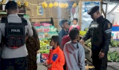 Patroli-Perintis-Sat-Samapta-Polres-Ngada,-Cegah-Gangguan-Kamtibmas-pada-Malam-Hari-di-Kota-Bajawa