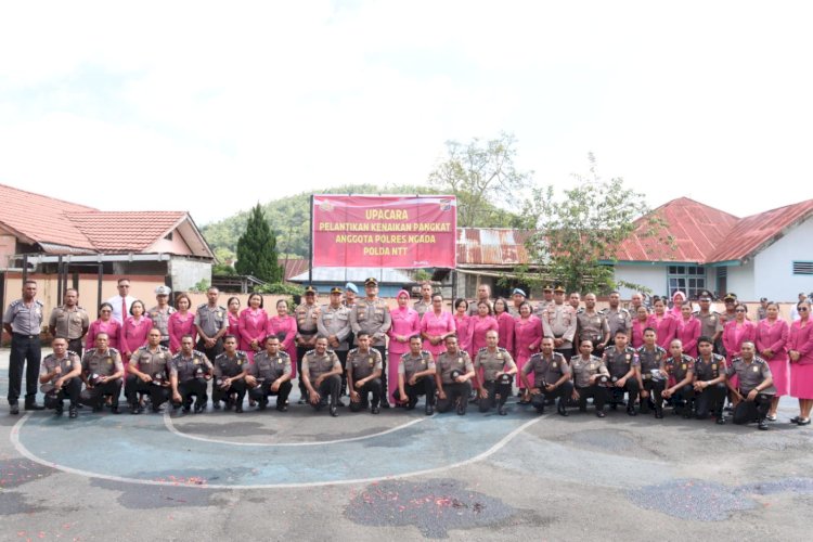 30 Personel Polres Ngada Naik Pangkat, Kapolres Tekankan Profesionalisme dan Pelayanan
