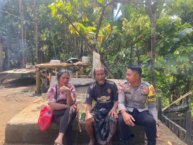 Bhabinkamtibmas Desa Watumanu Hadir di Tengah Masyarakat, Wujudkan Kamtibmas yang Aman dan Kondusif