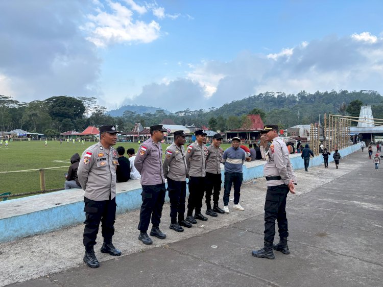 Polres Ngada Hadir Jaga Keamanan Turbo Cup IV, Pertandingan Berlangsung Aman dan Kondusif