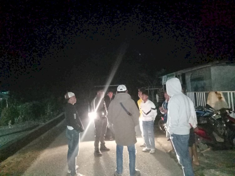 PATROLI URC POLRES NGADA TINGKATKAN PENGAWASAN MALAM UNTUK MENCEGAH TINDAK KRIMINALITAS
