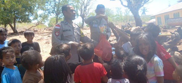 Warga Terdampak Gempa di Riung Menerima Layanan Kesehatan dan Trauma Healing dari Polres Ngada