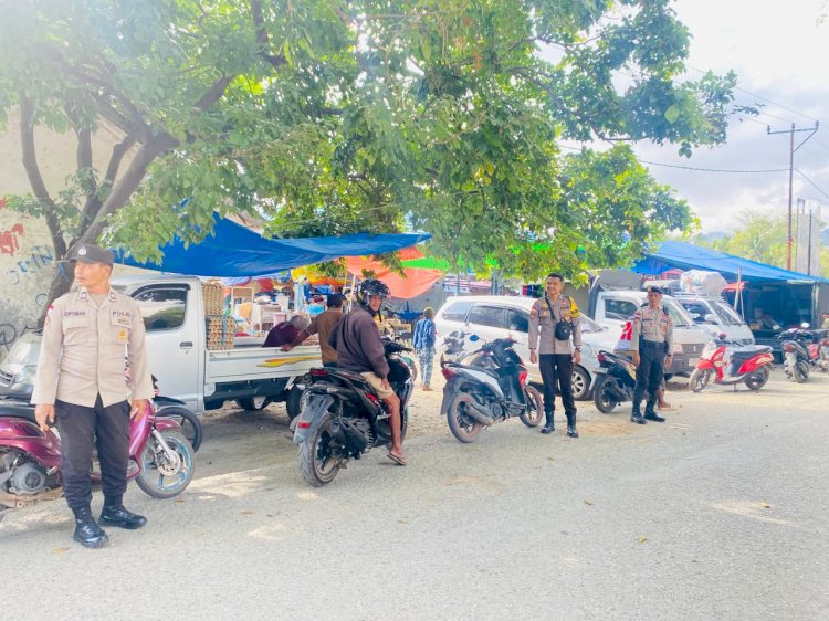 Patroli Humanis di Pasar Riung, Polisi Pastikan Kamtibmas Kondusif di Tengah Pemulihan Pascagempa ‎